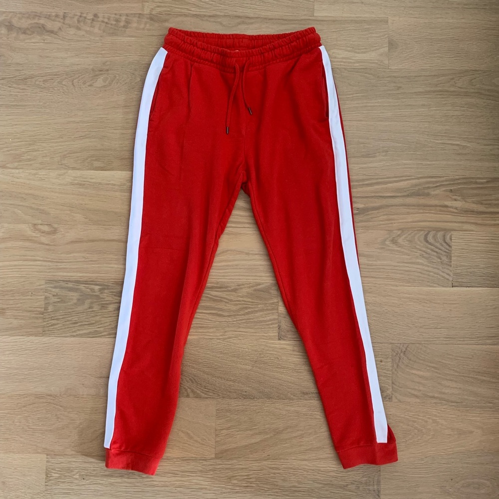 SWEATPANTS